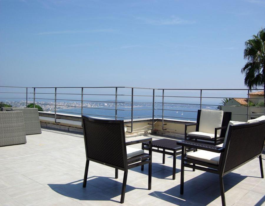 Villa Alamp#Supercannes #Golfejuan #Cannes #Mediterraneanpanoramicview #Piscine #Rooftop # Verymodern #Openliving #Closebeach #Closecapantibes Vallauris Luaran gambar